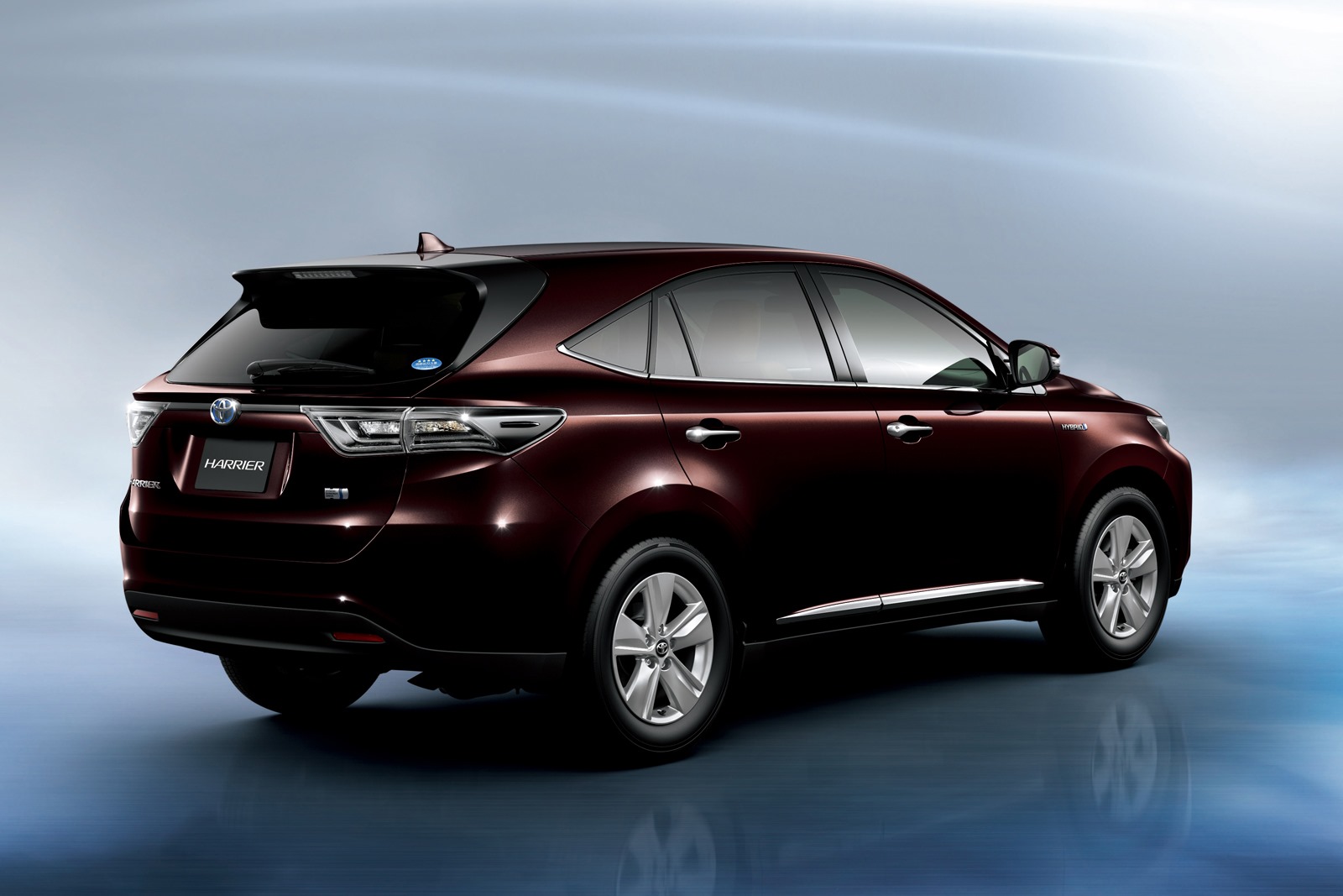 Toyota Harrier Baru: Perpaduan Elegansi, Kemewahan, dan Teknologi Terkini